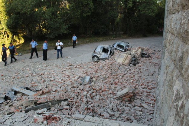 Zniszczenia w stolicy Albanii, Tiranie /MALTON DIBRA /PAP/EPA