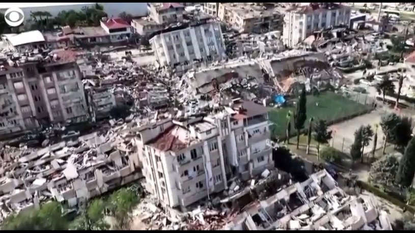 Zniszczenia w Turcji spowodowane trzęsieniem ziemi /Revista o Foco/zrzut ekranu /Twitter