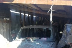 Zniszczenia we wsi Bazar po rosyjskim ostrzale