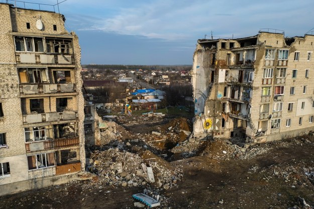 Zniszczenia wojenne na Ukrainie, na zdjęciu: Izium /Vladyslav Musiienko /PAP
