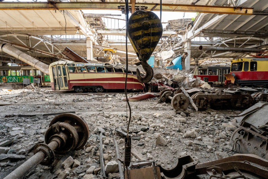 Zniszczenia wojenne w Charkowie /Mykola Kalyeniak /PAP/EPA