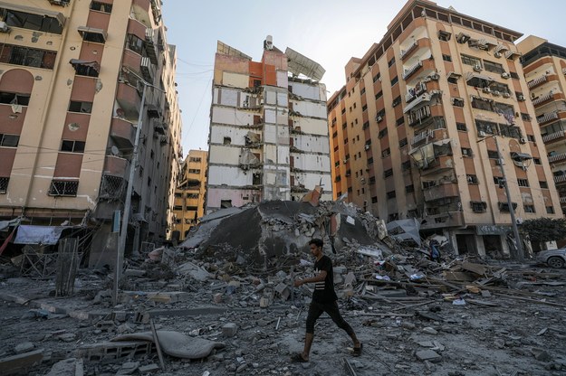Zniszczenia wojenne w Gazie /MOHAMMED SABER  /PAP/EPA