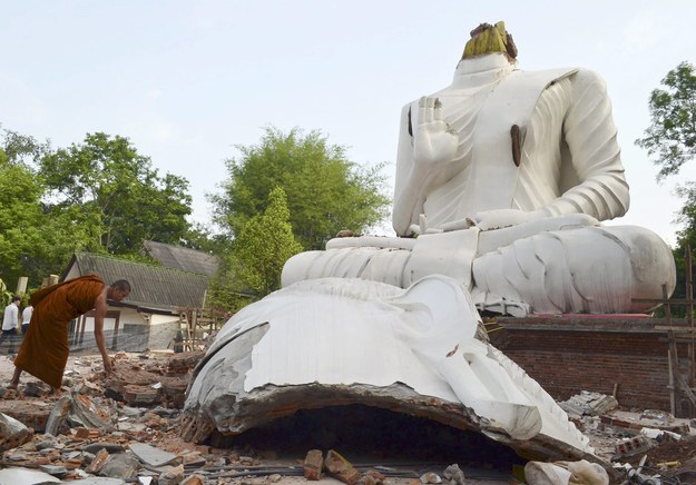Zniszczona świątynia w Wat Udom Waree /CHAICHAN CHAIMUN /PAP/EPA