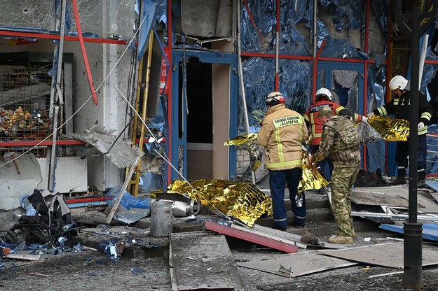 Zniszczone centrum handlowe w rosyjskim Biełgorodzie /HANDOUT/AFP/East News /