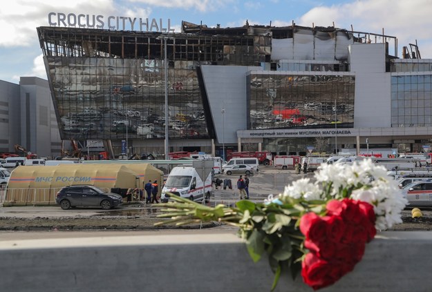 Zniszczony budynek Crocus City Hall /MAXIM SHIPENKOV    /PAP/EPA