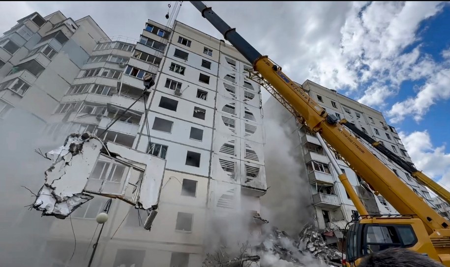 Zniszczony budynek w Biełgorodzie w pobliżu granicy z Ukrainą /ELGOROD GOVERNOR VYACHESLAV GLADKOV TELEGRAMM CHANNEL /PAP/EPA