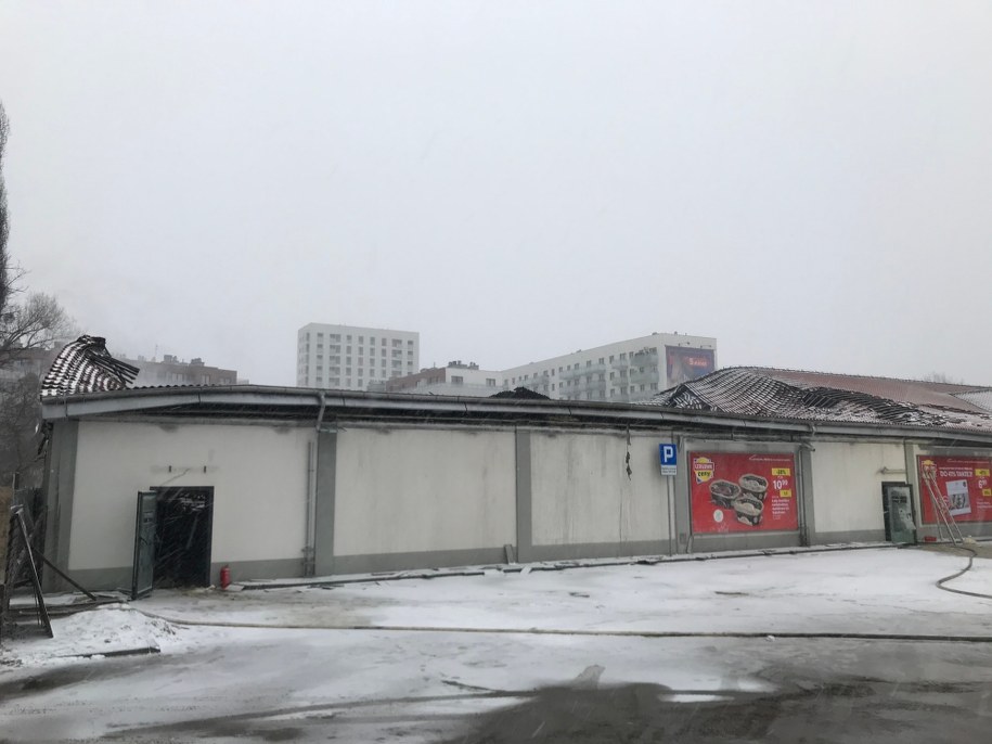 Zniszczony sklep /Mariusz PIekarski /RMF FM