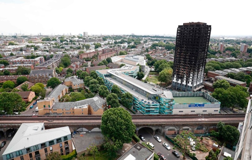 Zniszczony wieżowiec Grenfell Tower /AFP