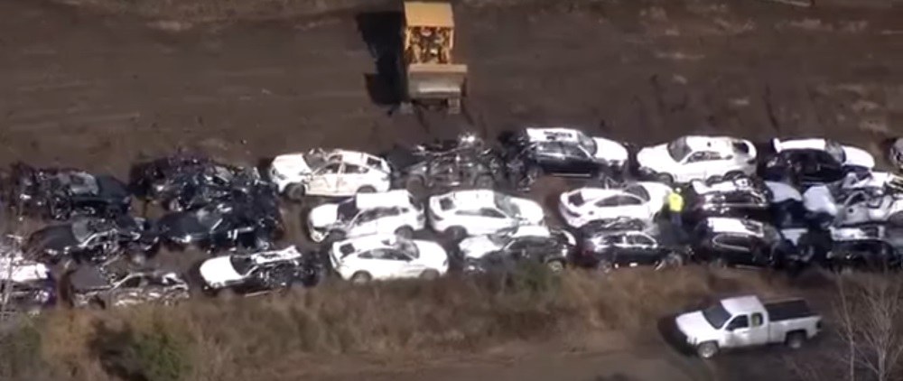 120 Nowych Bmw Na Zlom Niecodzienne Zdarzenie W Usa Motoryzacja W Interia Pl