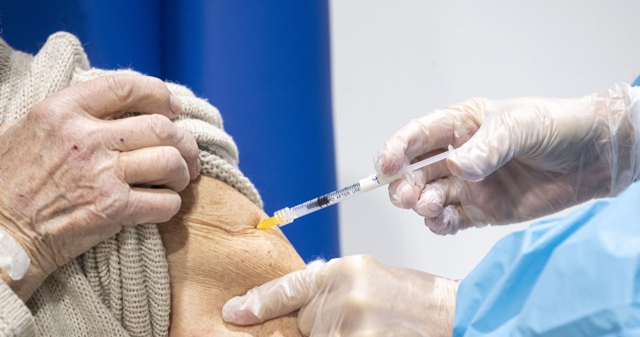 Znów problem z dostawą szczepionek Moderny: Najbliższa będzie aż dwukrotnie mniejsza niż w planie