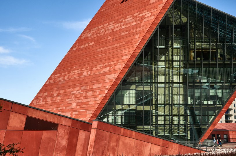 Zobacz 10 niezwykłych projektów architektonicznych w Polsce /123RF/PICSEL