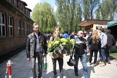 Zobacz zdjęcia z wizyty rosyjskich motocyklistów w Auschwitz: