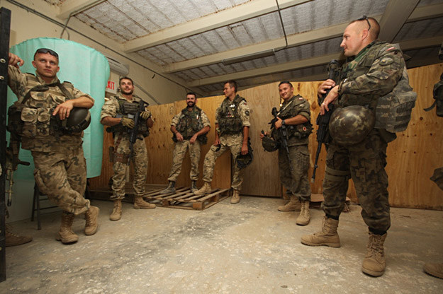 Żołnierze 25BKPow. w bazie w Warrior /fot. Artur Weber, PKW Afganistan /