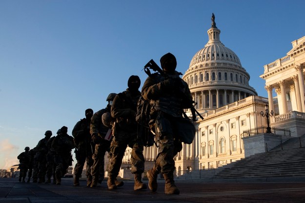 Żołnierze Gwardii Narodowej na Kapitolu w Waszyngtonie /MICHAEL REYNOLDS    /PAP/EPA
