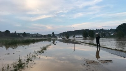 Żołnierze i strażacy ruszyli na pomoc mieszkańcom podtopionej Lubelszczyzny  