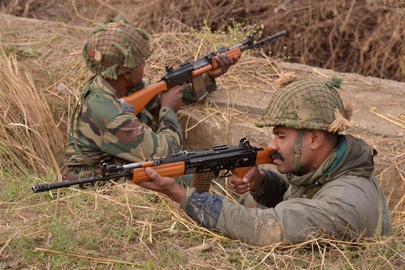 Żołnierze indyjscy podczas ćwiczeń /AFP