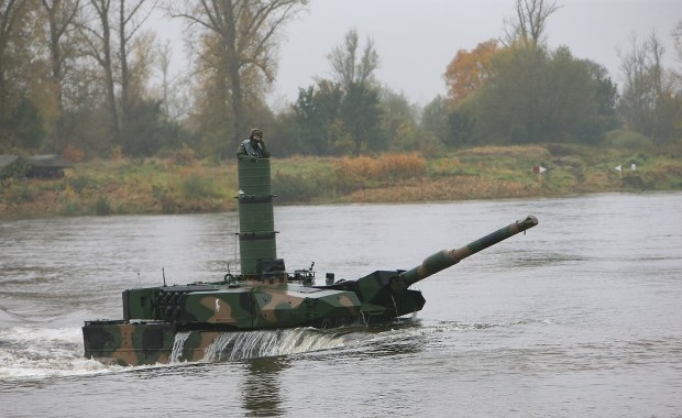 Żołnierze kontra Odra. To część ćwiczeń "Dzielny Bóbr-25"