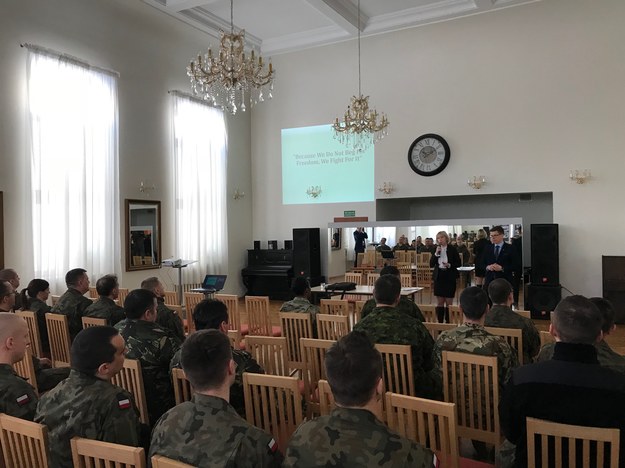 Żołnierze NATO uczą się historii Polski /Piotr Bułakowski /RMF FM