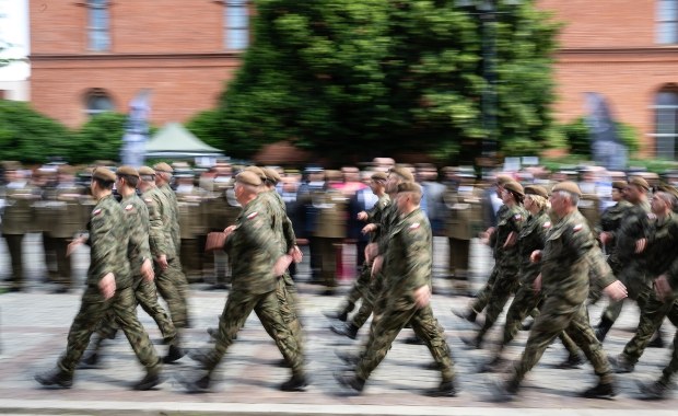Żołnierze WOT mają więcej zarabiać. Jest projekt