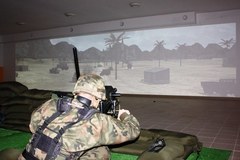Żołnierze ze Szczecina ćwiczą na wirtualnej strzelnicy
