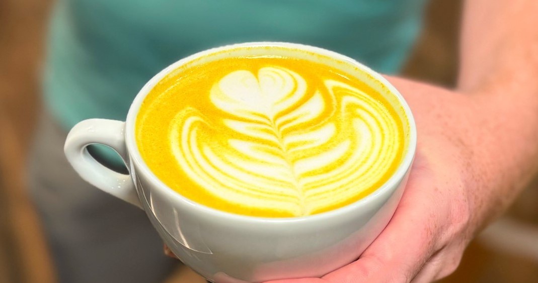 "Золоте лате" - корисна альтернатива чорній каві /Domena publiczna