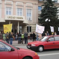 Żółta manifestacja w Bełchatowie