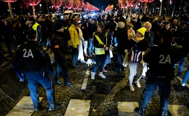 "Żółte kamizelki" znów opanują Paryż. Siły policyjne 6 razy mniej liczne niż tydzień temu!