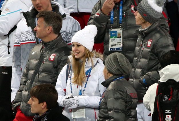 Żona Kamila Stocha, Ewa Bilan-Stoch, na trybunach podczas konkursu na dużej skoczni /Grzegorz Momot /PAP