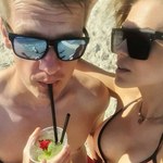 Żona Marcina Mroczka rozebrała się na plaży! Wszyscy patrzyli tylko na jej piersi! 