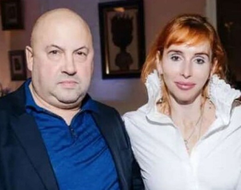 Żona rosyjskiego generała jak arabski szejk. Wojna daje jej miliony