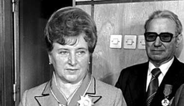 Żona towarzysza Gierka jak z żurnala