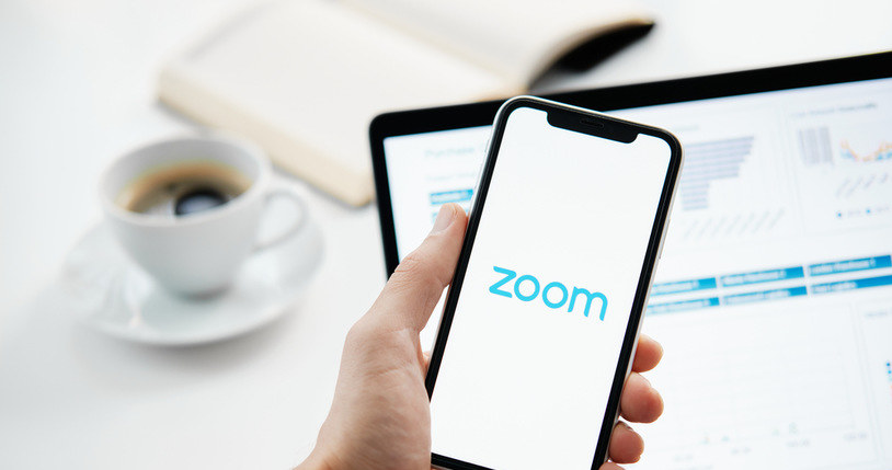 Zoom - komunikator, który staje się coraz popularniejszy w Polsce w trakcie pandemii /123RF/PICSEL