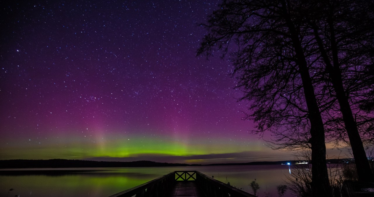 Zorza polarna w Polsce. Kiedy i gdzie można je obserwować? /Daniel Frymark /Agencja FORUM