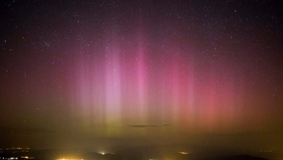 Zorza to efekt burzy na Słońcu. Czy może być groźna?