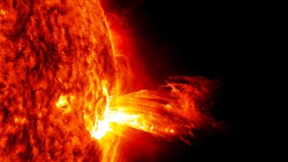 Zorze polarne i awarie zasilania? NASA ostrzega przed burzami słonecznymi