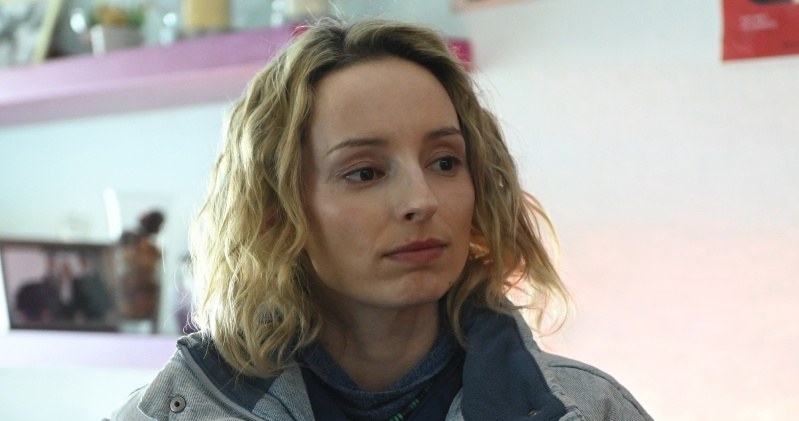 Zosia (Pola Błasik) stanie oko w oko ze swoim ojcem Robertem Doboszem /Źródło: AIM