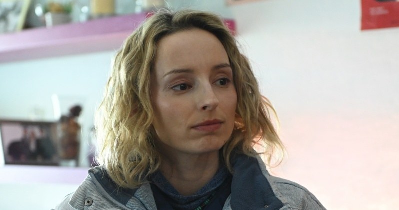 Zosia (Pola Błasik) w końcu spotka się z ojcem /Źródło: AIM
