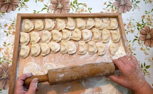 Zostanie Ci jedzenie ze świąt? Wolontariusz odbierze je od Ciebie i zawiezie potrzebującym!