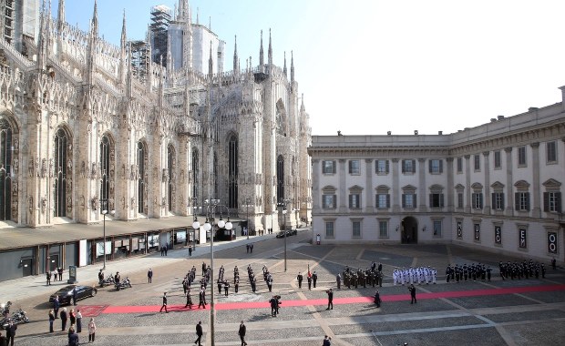 Zostawił walizy i zażądał kluczy. Chciał zamieszkać w Królewskim Pałacu w Mediolanie