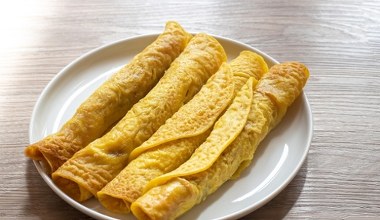 Зробіть цю начинку й загорніть у млинці. Вийде смачна страва на обід чи вечерю