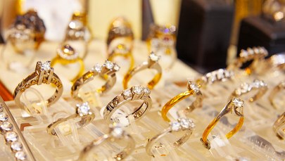 Zuchwała kradzież biżuterii. Łupem mogły paść kosztowności nawet za 100 mln dolarów