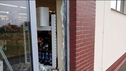 Zuchwałe włamania. Przebrani za malarzy kradli papierosy i alkohol