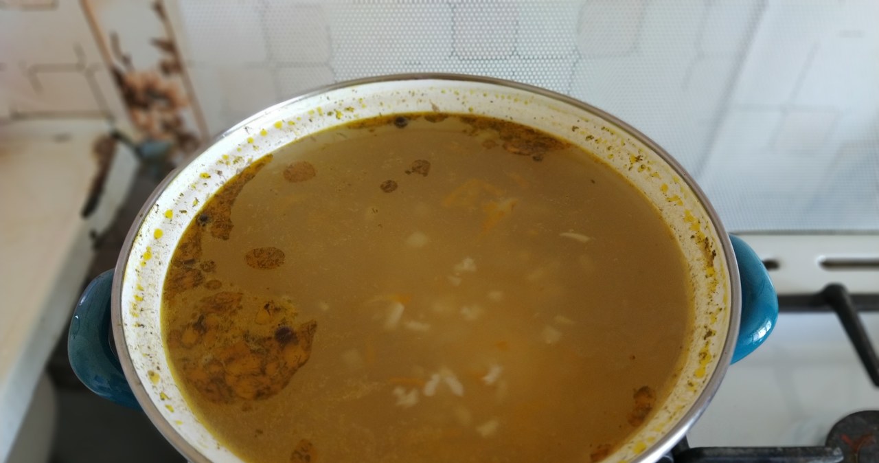 Zupa harcerska dodaje sił i jest bardzo treściwa /alexmilan /123RF/PICSEL