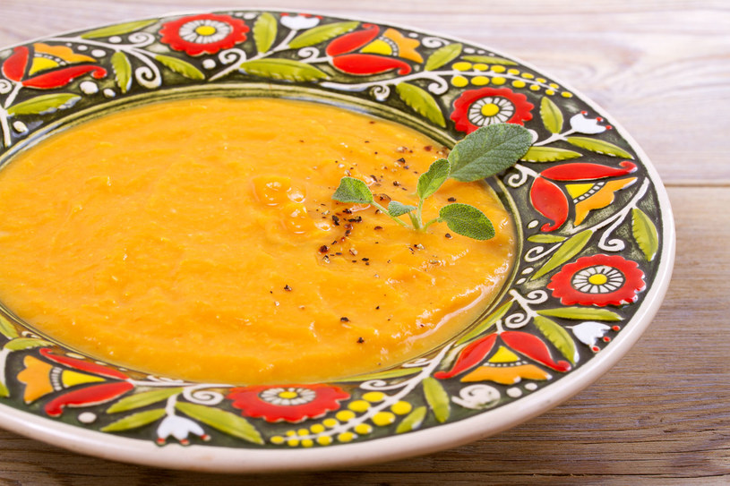Zupa krem z marchwi pomoże ci dojść do siebie /123RF/PICSEL