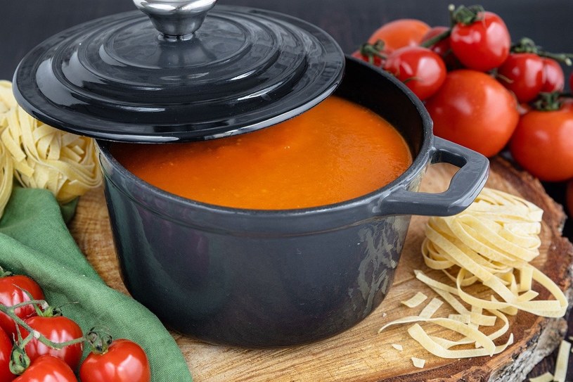 Zupa pomidorowa zmieni swój charakter pod wpływem jednego składnika. /pixabay.com /Pixabay.com