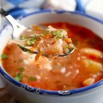 Zupa z ulubionego warzywa królowej Bony. Smak na wiosnę i wczesne lato jest niepowtarzalny