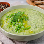 Zupa z zielonego groszku 