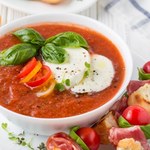 Zupy z pomidorów i papryki