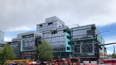 Żuraw budowlany spadł na samochody. Zginęły 4 osoby, 3 zostały ranne