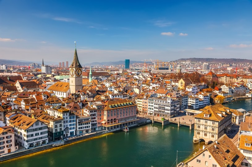 Zurich, San Francisco, Nowy Jork - w tych miastach najwięcej wypłaty zostaje w kieszeni /123RF/PICSEL